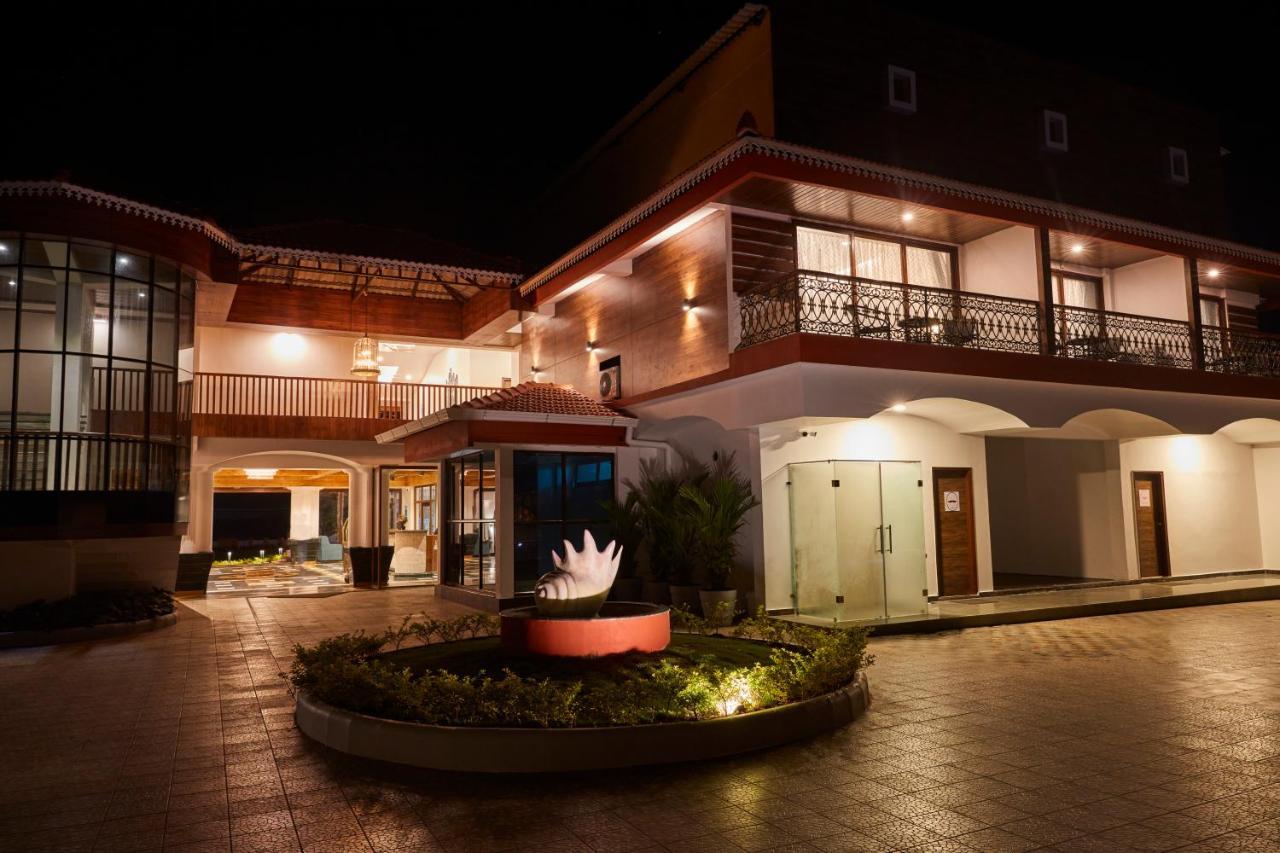 קולבה Sea Queen Beach Resort & Spa מראה חיצוני תמונה